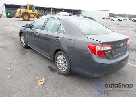 2012 Toyota Camry Le z USA, uszkodzony, nr VIN 4T1BF1FK7CU092433